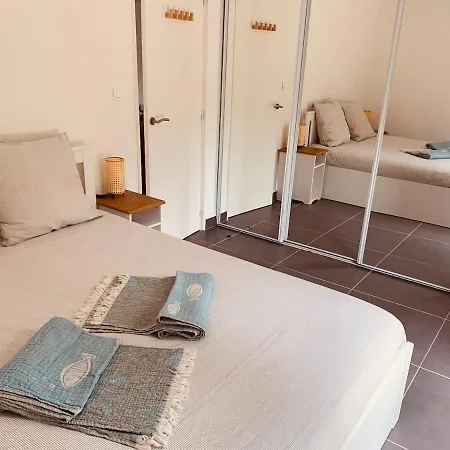 New Renovated Spacious 2 Bedroom Ac 300m From 胡安莱潘