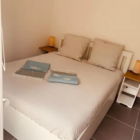 公寓 New Renovated Spacious 2 Bedroom Ac 300m From